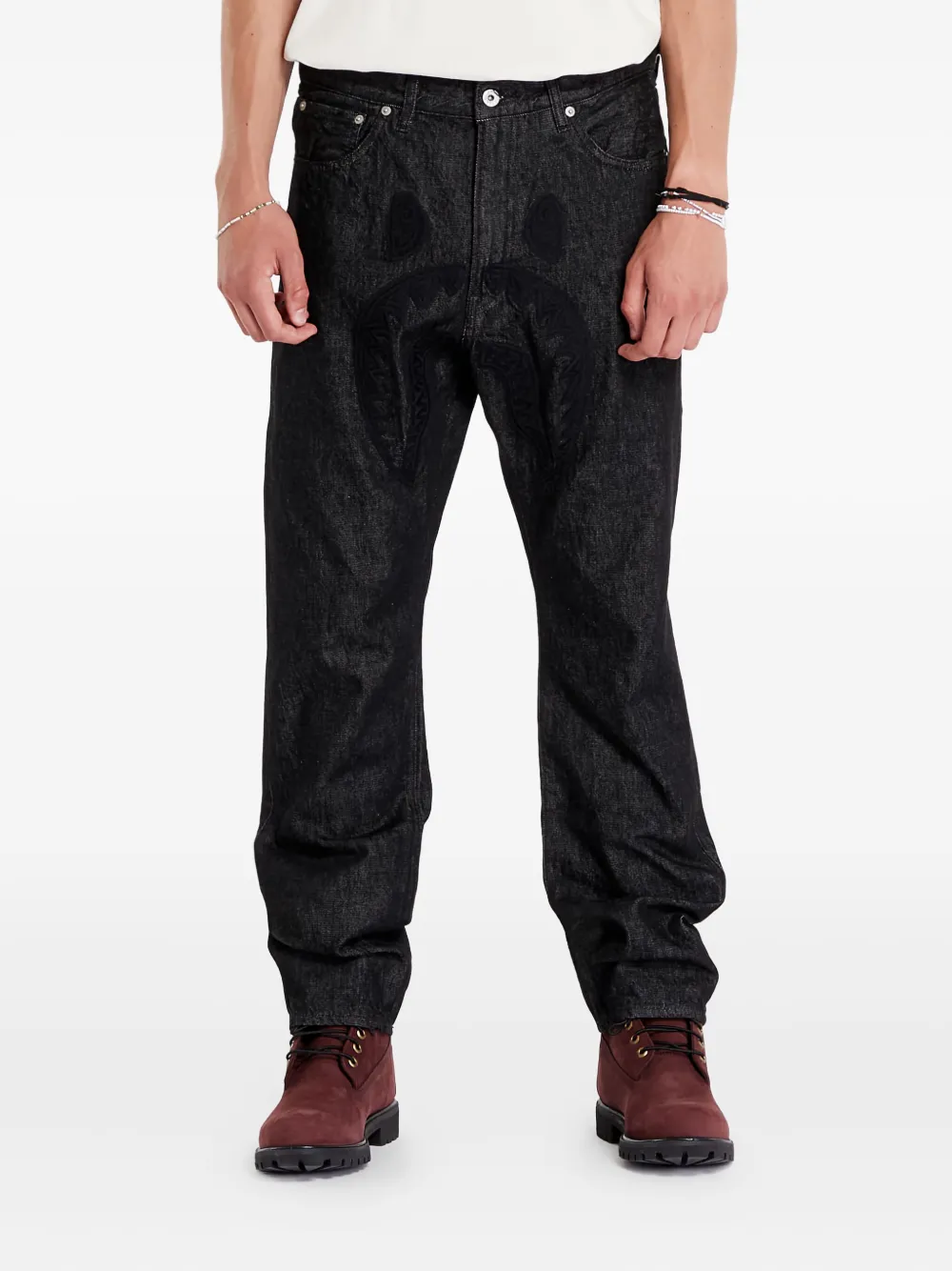 A BATHING APE shark-head embroidered jeans Zwart