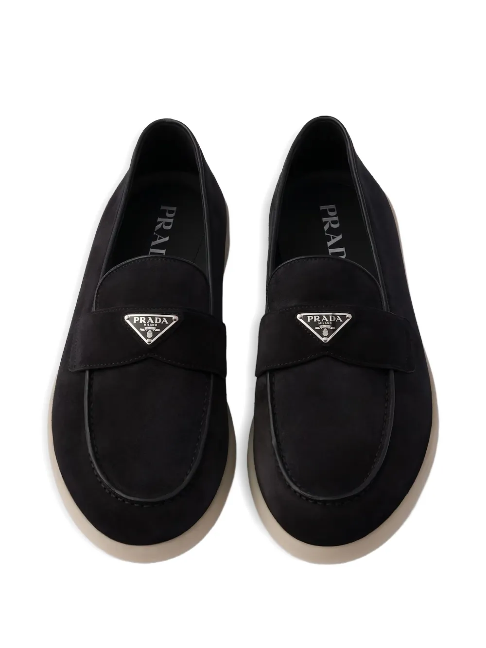 Prada Loafers met logoplakkaat Zwart
