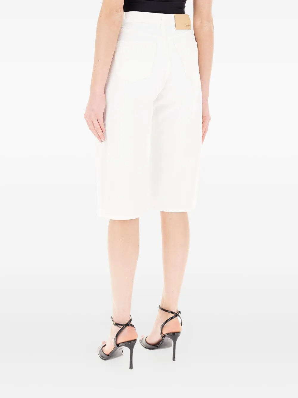 Vicolo Cotton Shorts In White