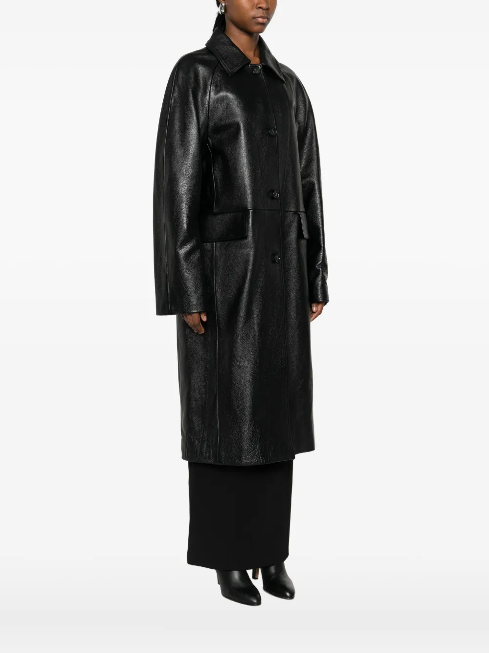 Totême Raglan-sleeves Leather Coat In Black