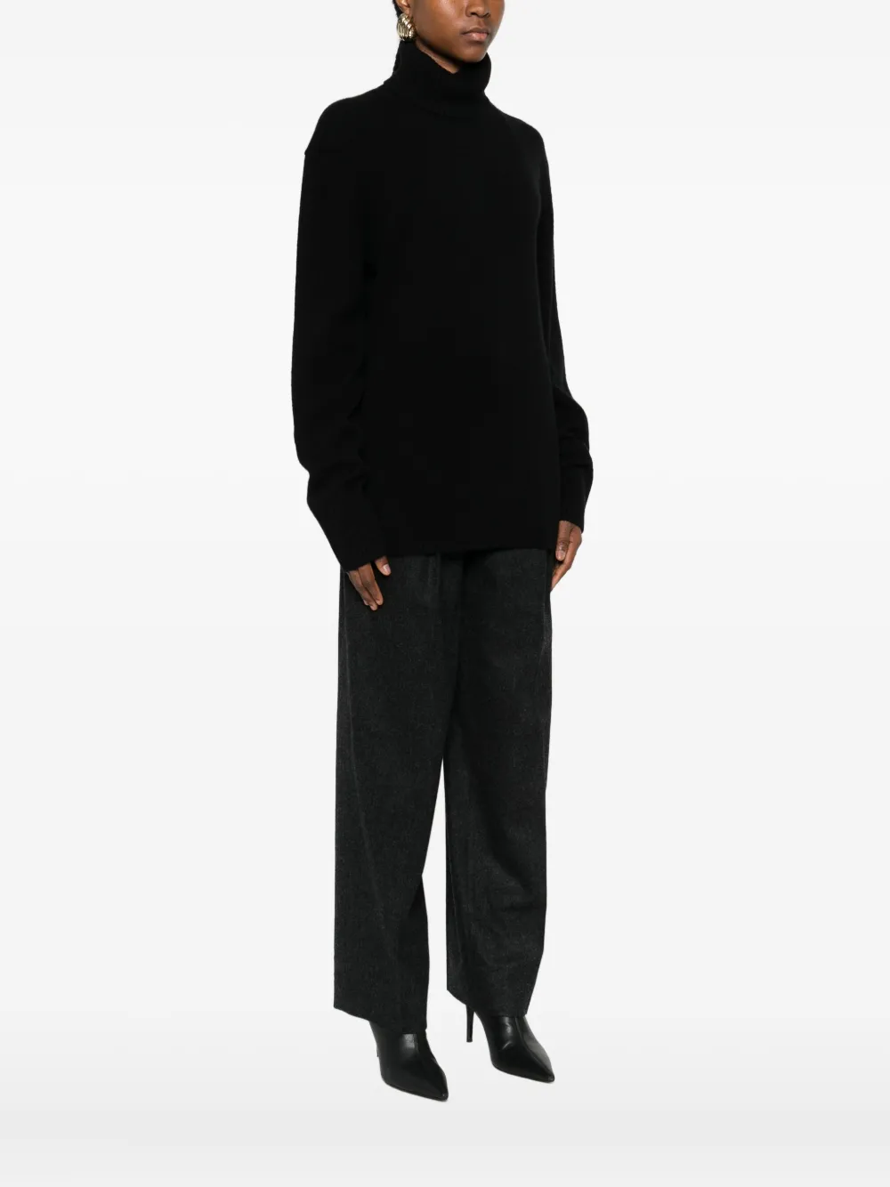 Totême Roll-neck Cashmere Sweater In Black