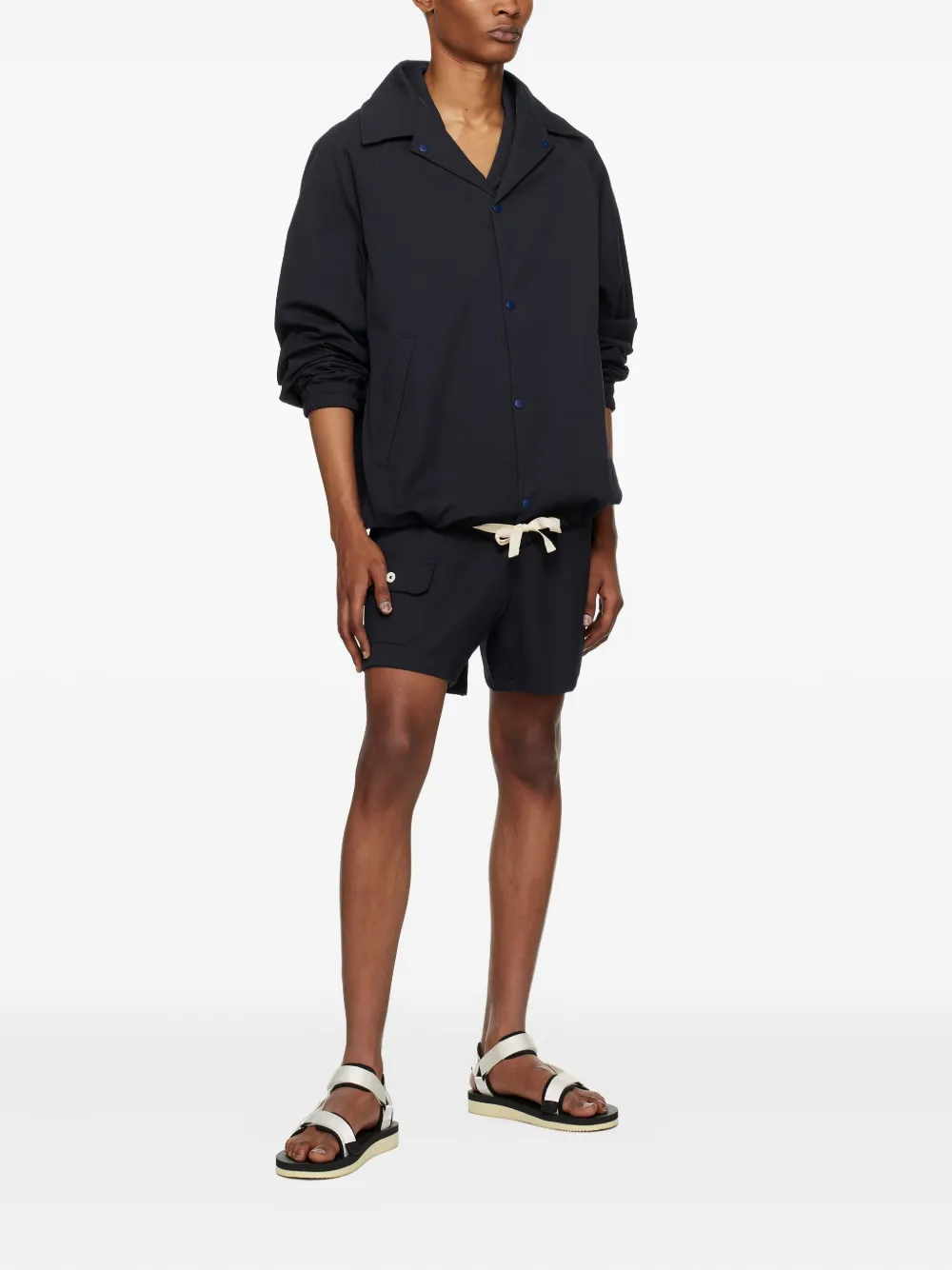 Howlin' textured pocket shorts | Cargo Shorts | Image 2