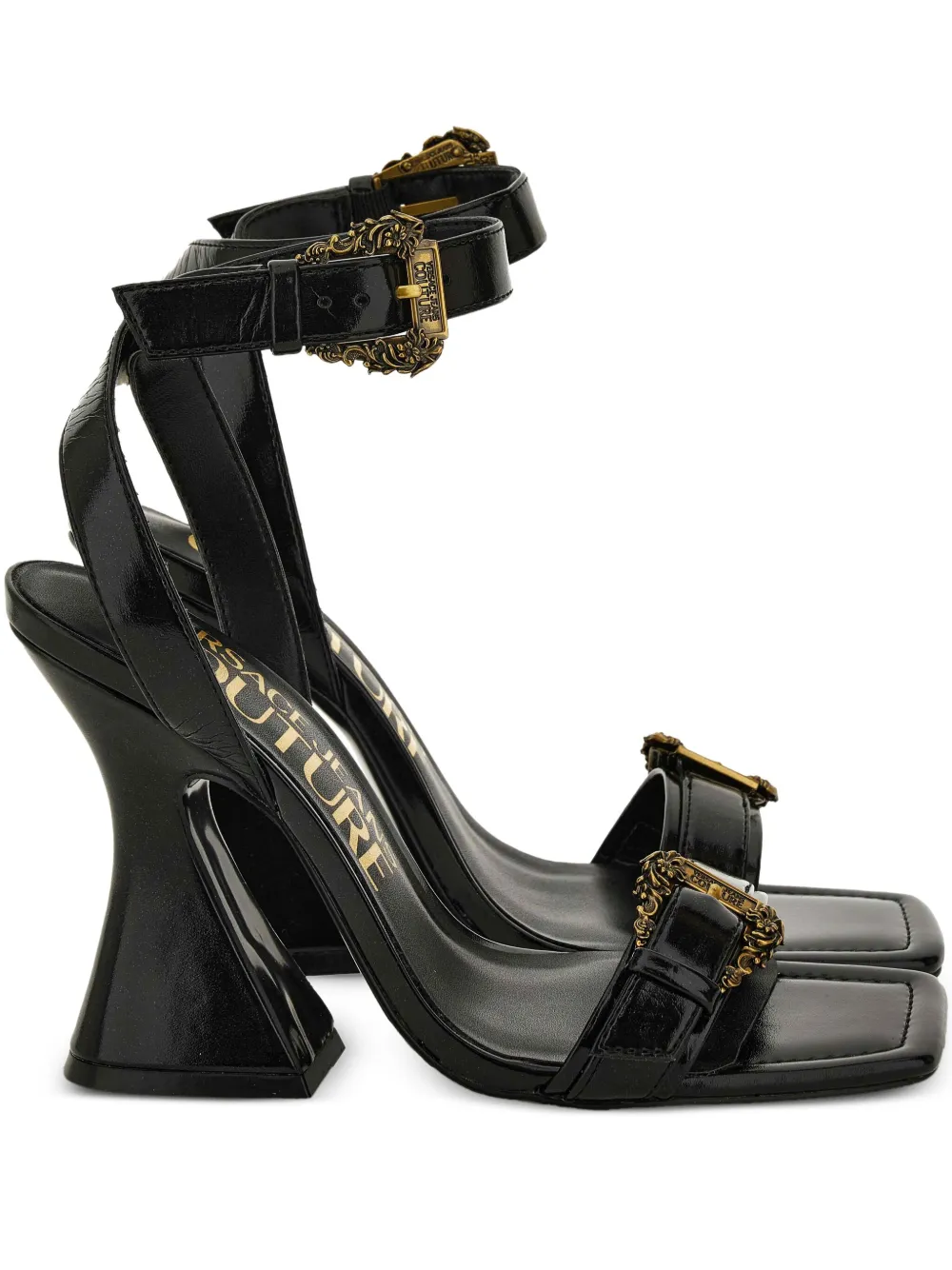 Versace Jeans Couture Sandalen met bewerkte hak en gesp Zwart