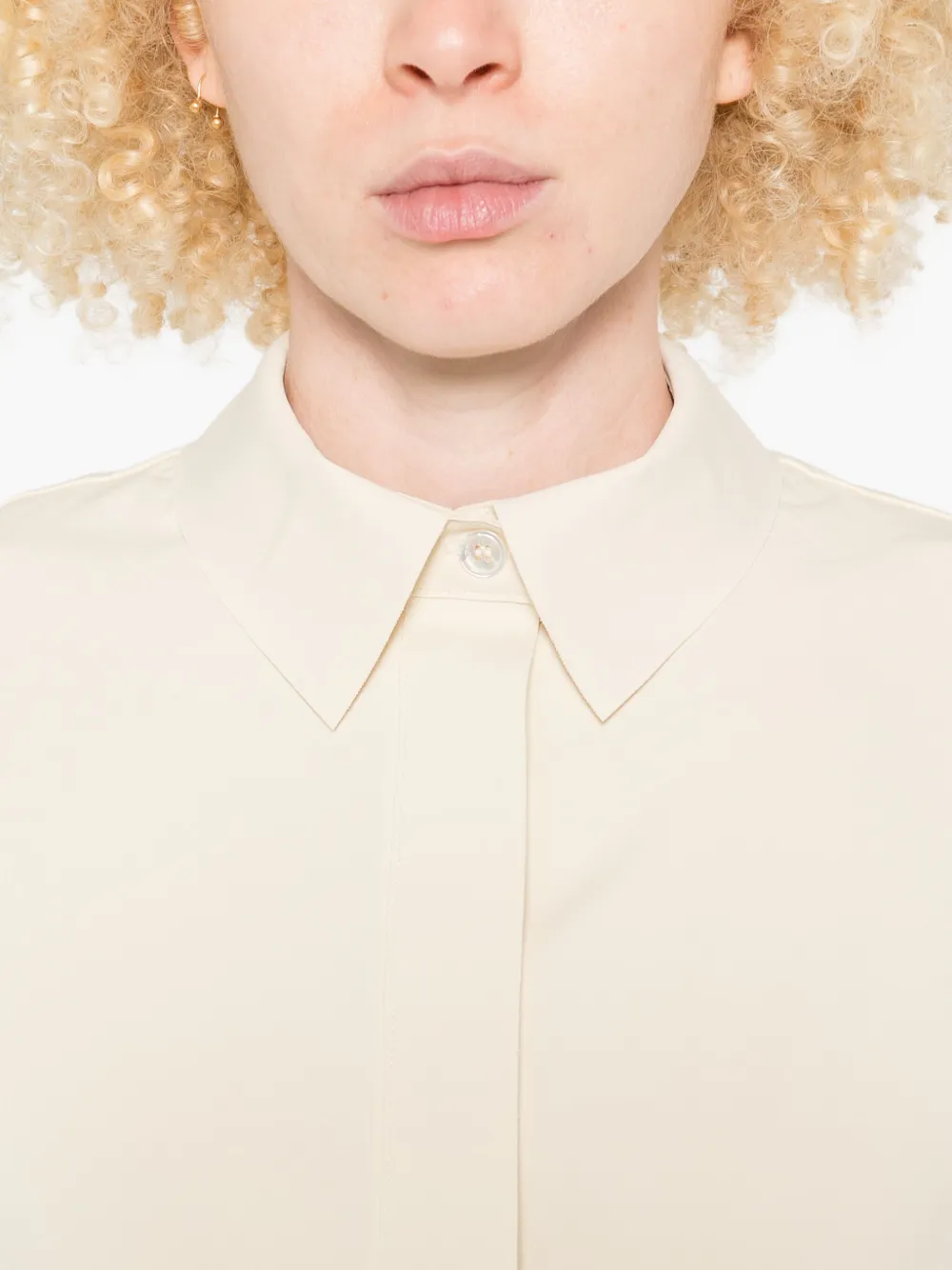 Max Mara Blouse met lange mouwen en kraag Beige