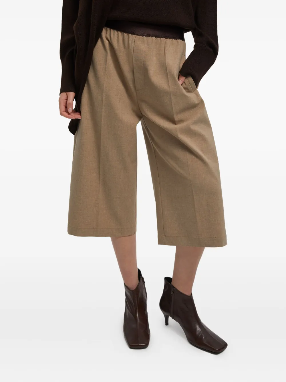 AERON High waist shorts Bruin