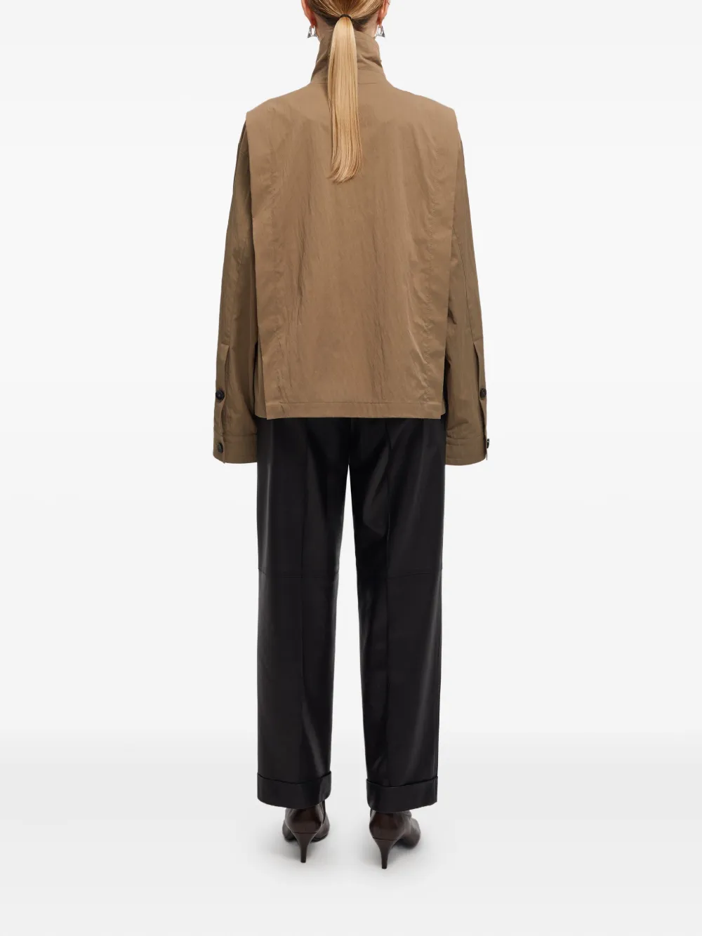 AERON Coral jack Bruin