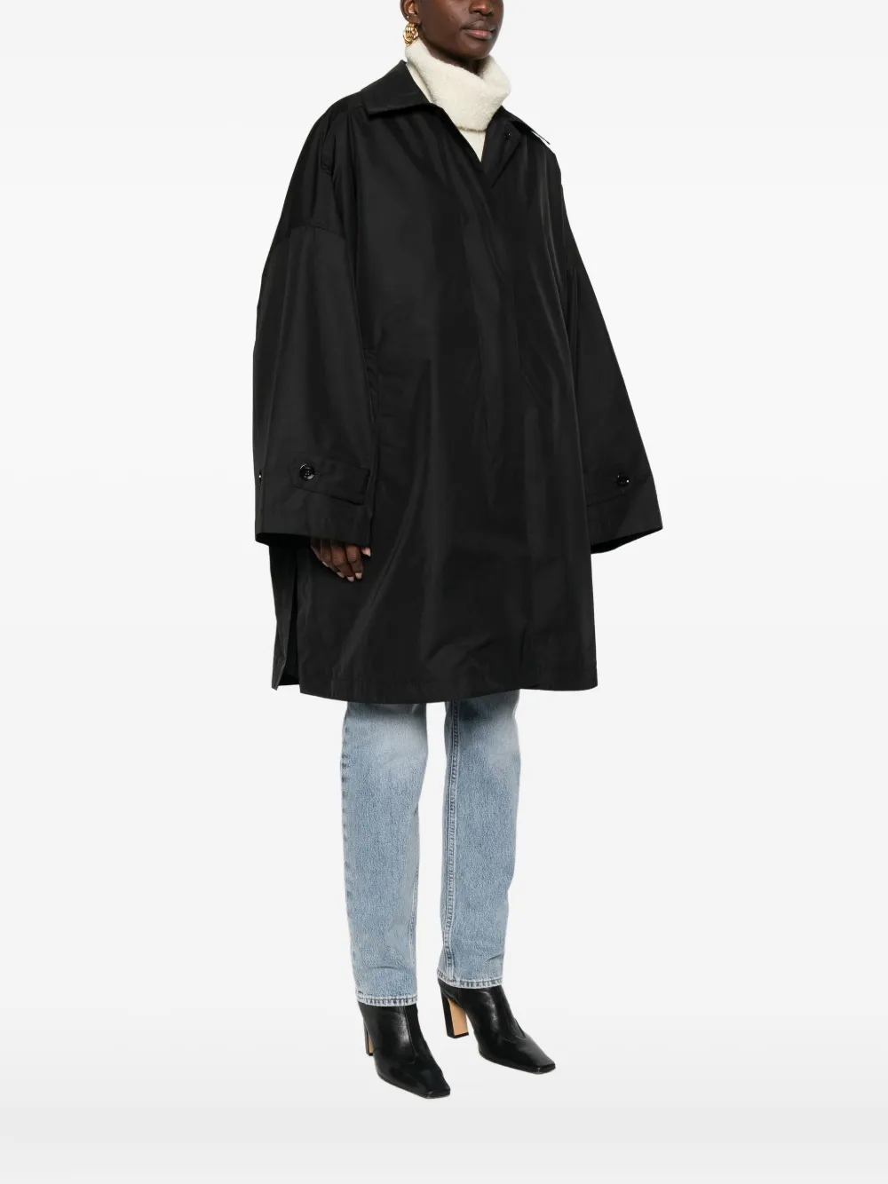 Totême Drop-shoulder Trench Coat In Black