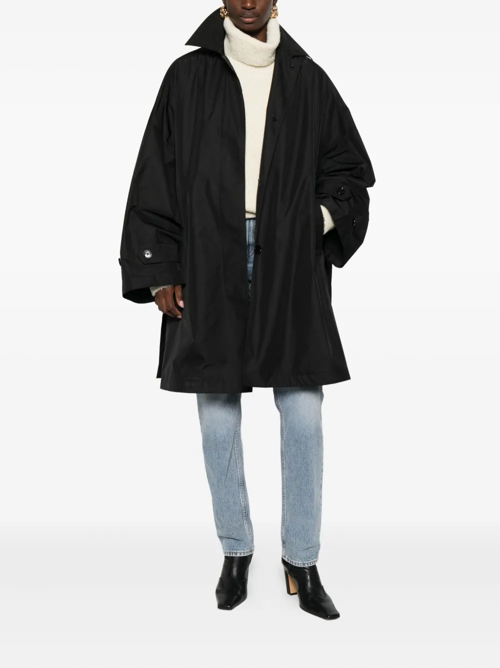 Totême Drop-shoulder Trench Coat In Black