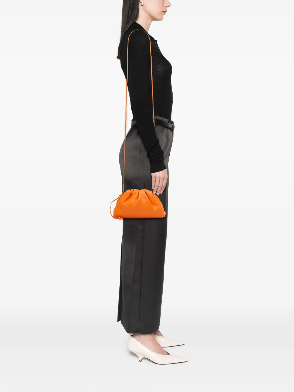 Bottega Veneta Pre-Owned 2012-2024 Lambskin The Mini Pouch crossbody bag | Pre-Owned | Image 2