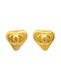 CHANEL Pre-Owned 1993 Heart clip-on earrings - Gold