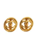 CHANEL Pre-Owned 1993 CC-mark clip-on earrings - Gold