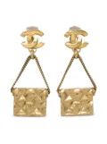 CHANEL Pre-Owned 2002 Dangle Handbag clip-on earrings - Gold