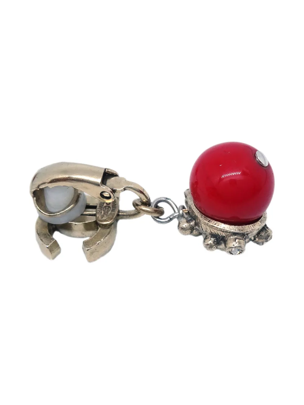 CHANEL Pre-Owned 2005 stone-dangle clip-on earrings | Pre-Owned | Image 2