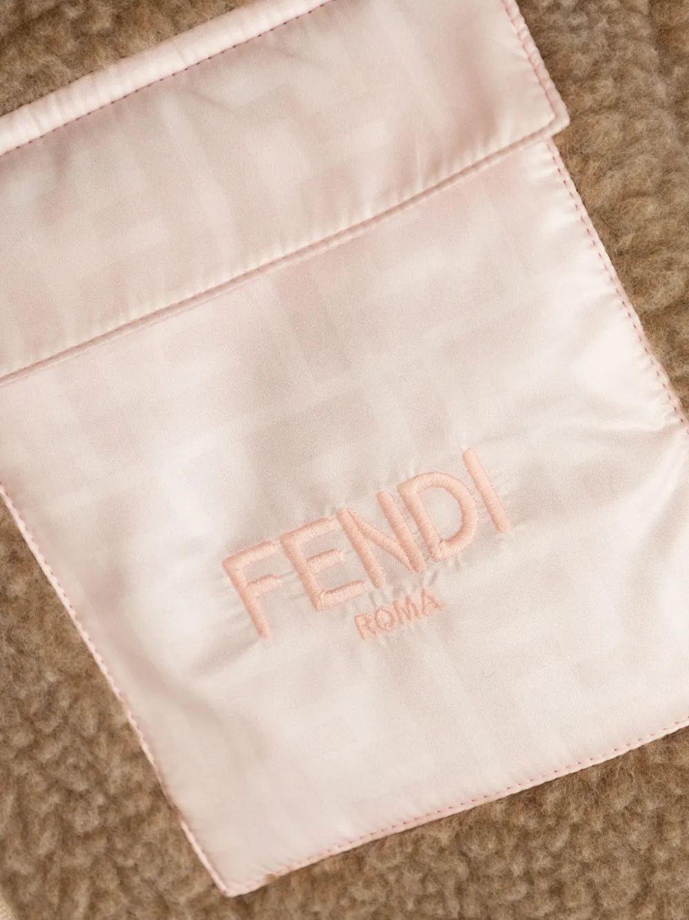 Fendi Kids Jack met zakdetail Bruin