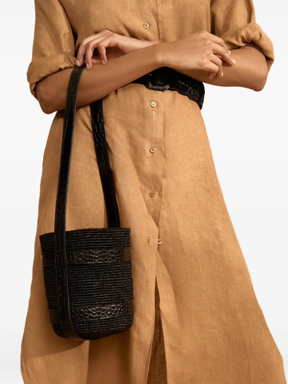 Manebi X Alex Rivière Studio Raffia Leather Shoulder Bag In Black