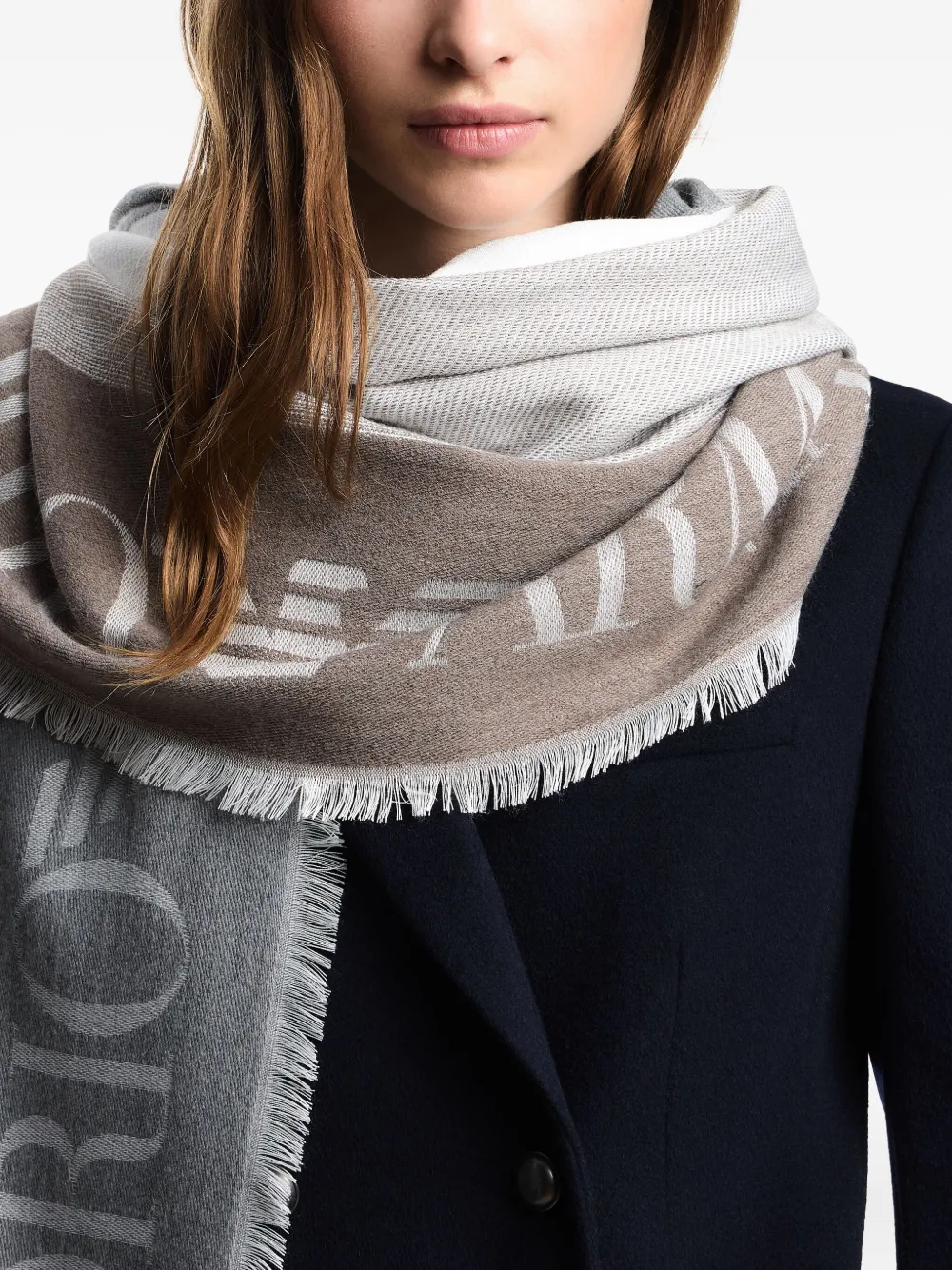 Emporio Armani Sjaal met logo-jacquard en franje Beige