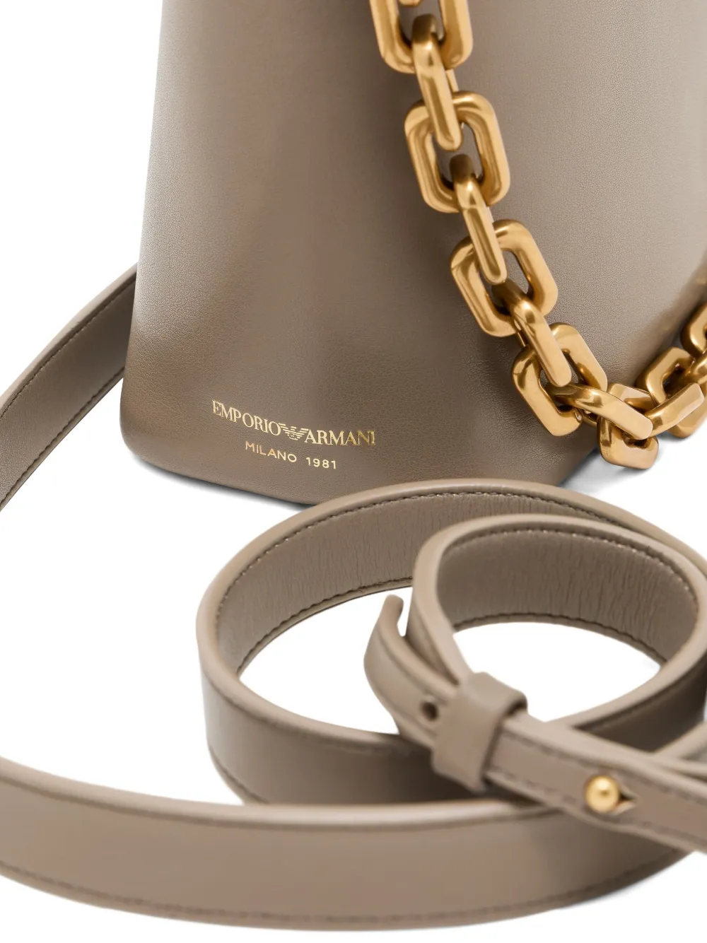Emporio Armani Kleine leren schoudertas Beige