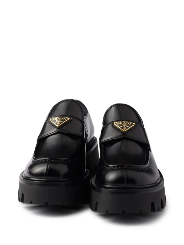 PRADA　スエード　トライアングルロゴ　ローファー プラダ トライアングルロゴ スエード ローファー 8 メンズ