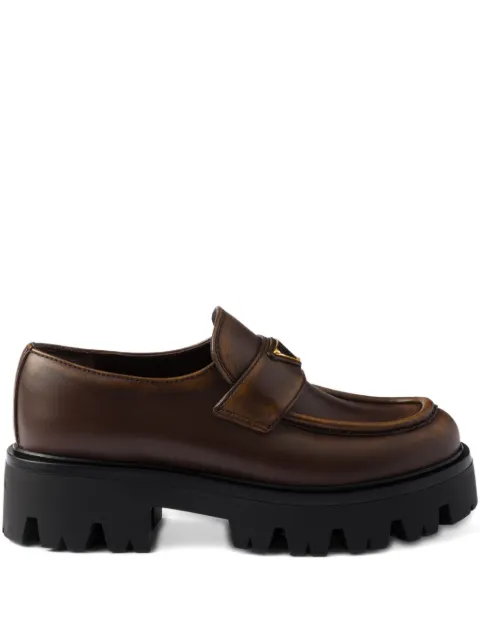 Prada loafers med plateausål og trekantet logo