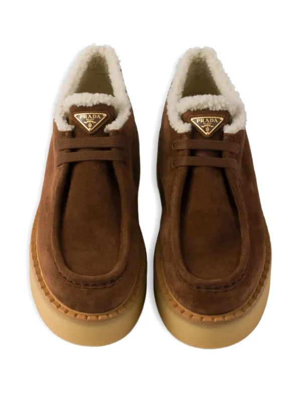 プラダ♡ブーツ Prada Suede Chukka Boots | Brown | FARFETCH