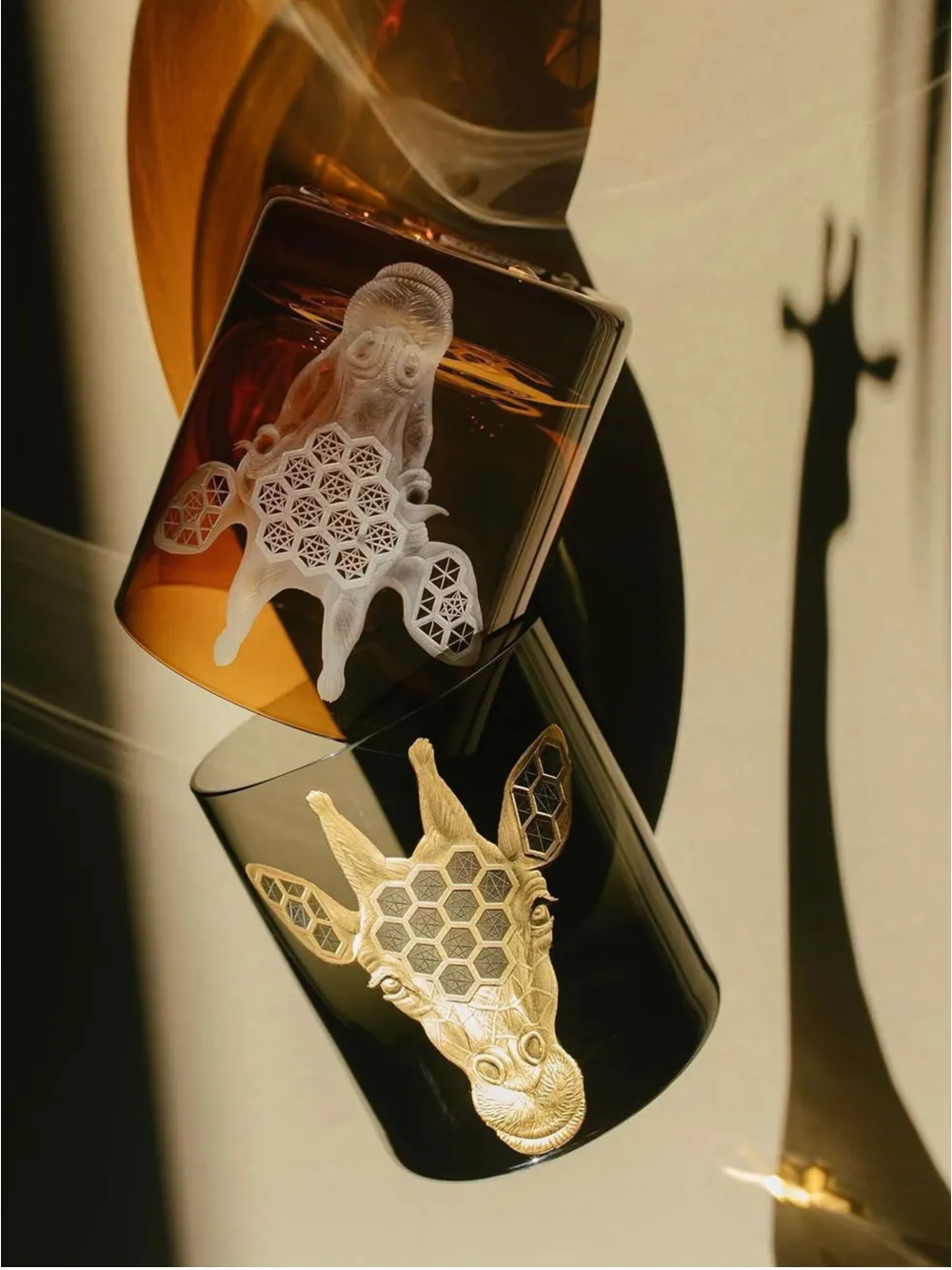 Artel African Safari giraffe-head geometric tumbler | Glassware | Image 2