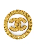 CHANEL Pre-Owned 1995 Medallion brooch pin - Gold