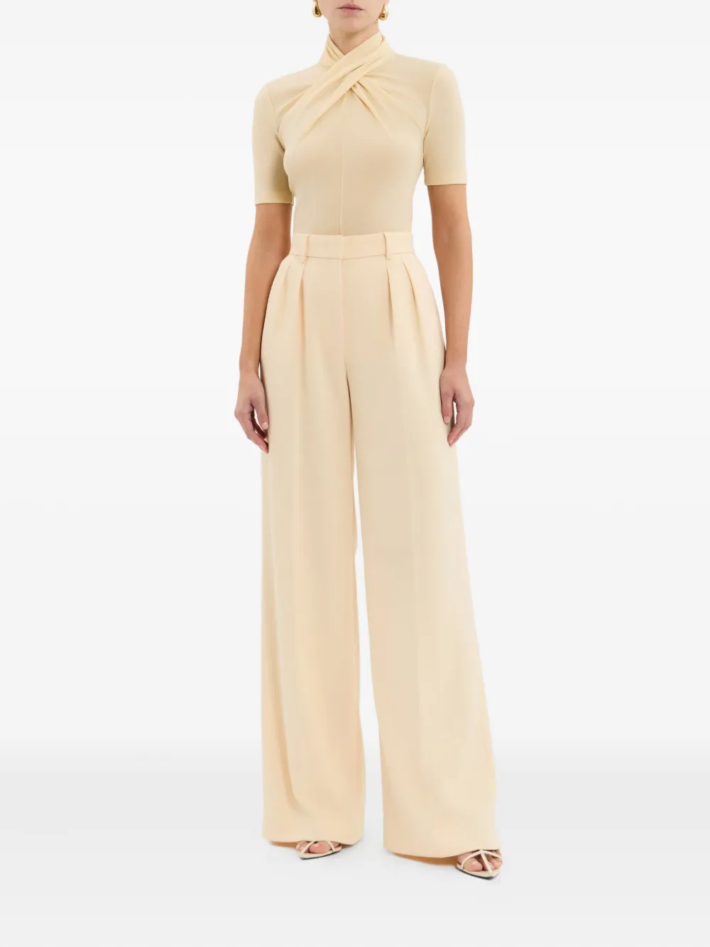 Rebecca Vallance Blouse met gedraaide hals en korte mouwen - Beige