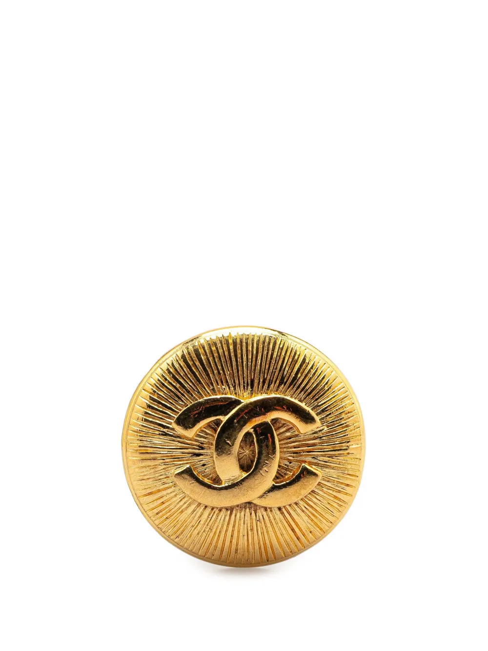 CHANEL Pre-Owned 1970-1980 Gold Plated CC Round Brooch costume brooch CHANEL Pre-Owned 1970-1980 Gold Plated CC Round Brooch costume brooch