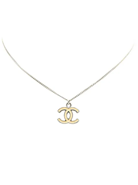 CHANEL Pre-Owned 2000-2010 Silver Enamel CC Pendant Necklace costume necklace