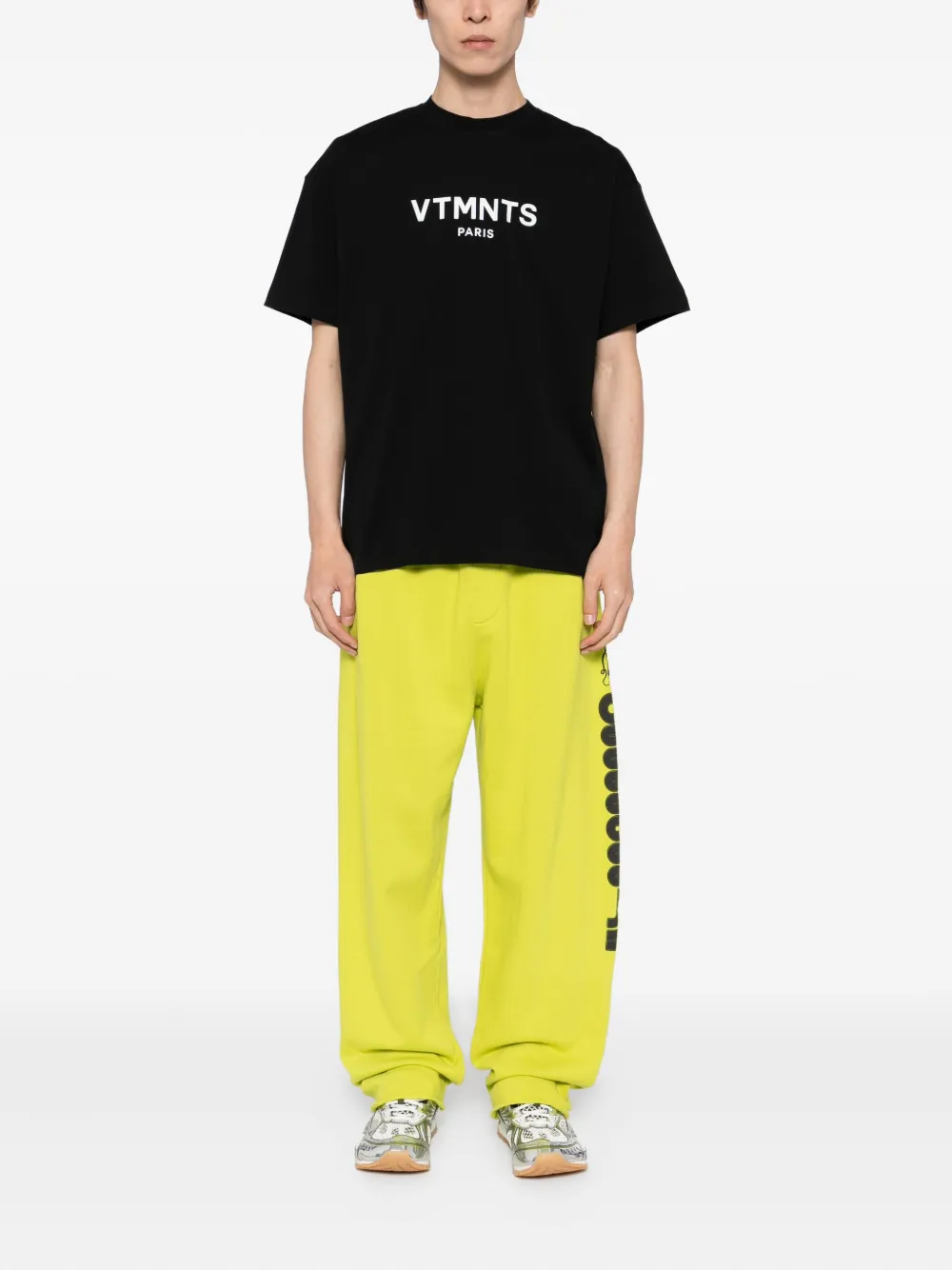 VETEMENTS logo-printed T-shirt Zwart