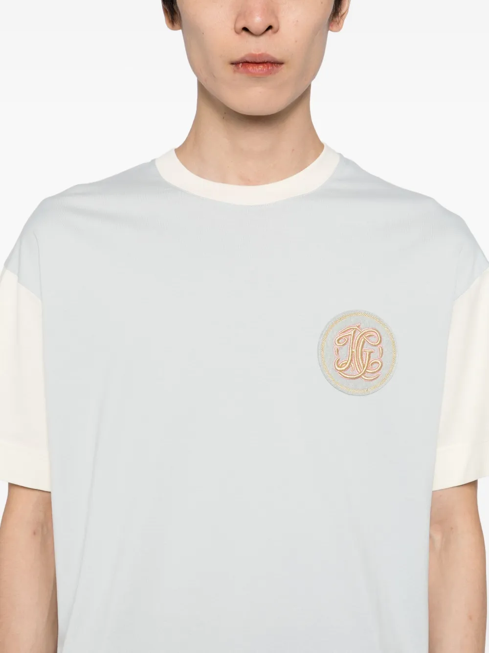 Givenchy logo-embroidered T-shirt Blauw
