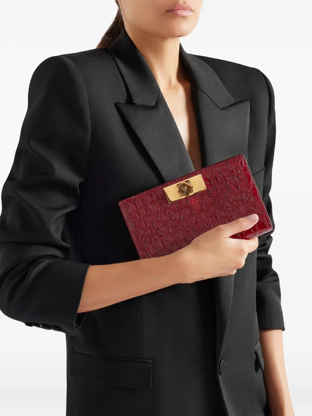 Giuseppe Zanotti crocodile-embossed clasp clutch Rood