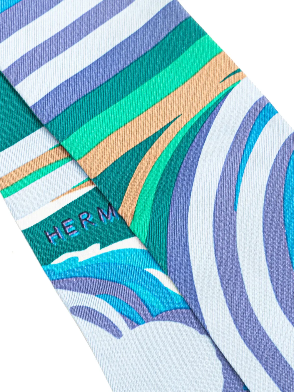 Hermès Pre-Owned 2000-2020 Brides de Gala Shadow Silk Twilly Scarf scarves | Image 2