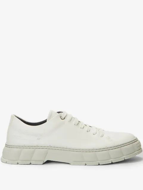 Virón sneakers med snøre og paneler