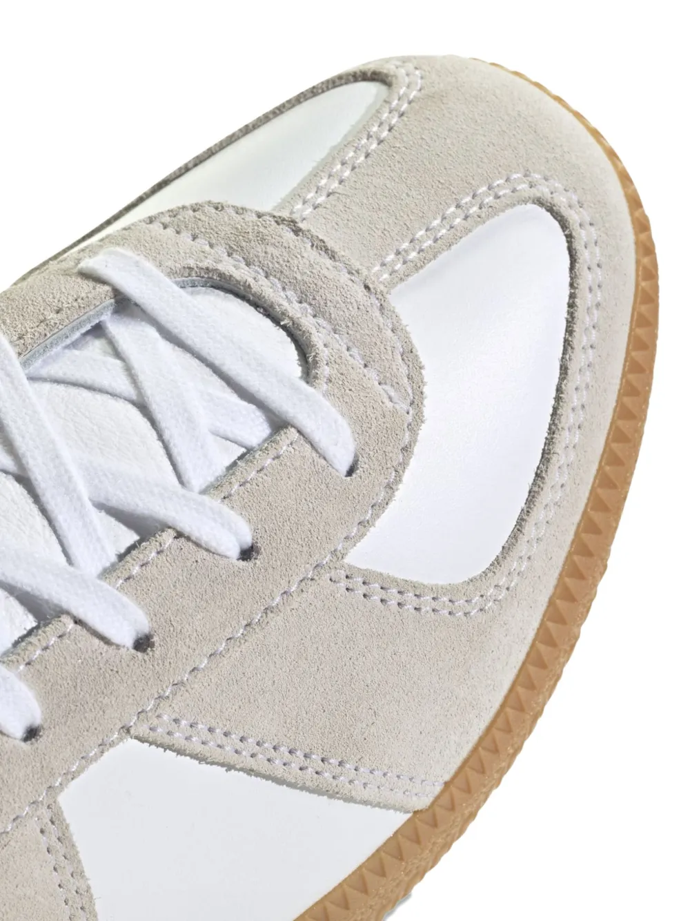 Adidas Originals Low-top Sneakers Rubber Sole Suede Overlays In White