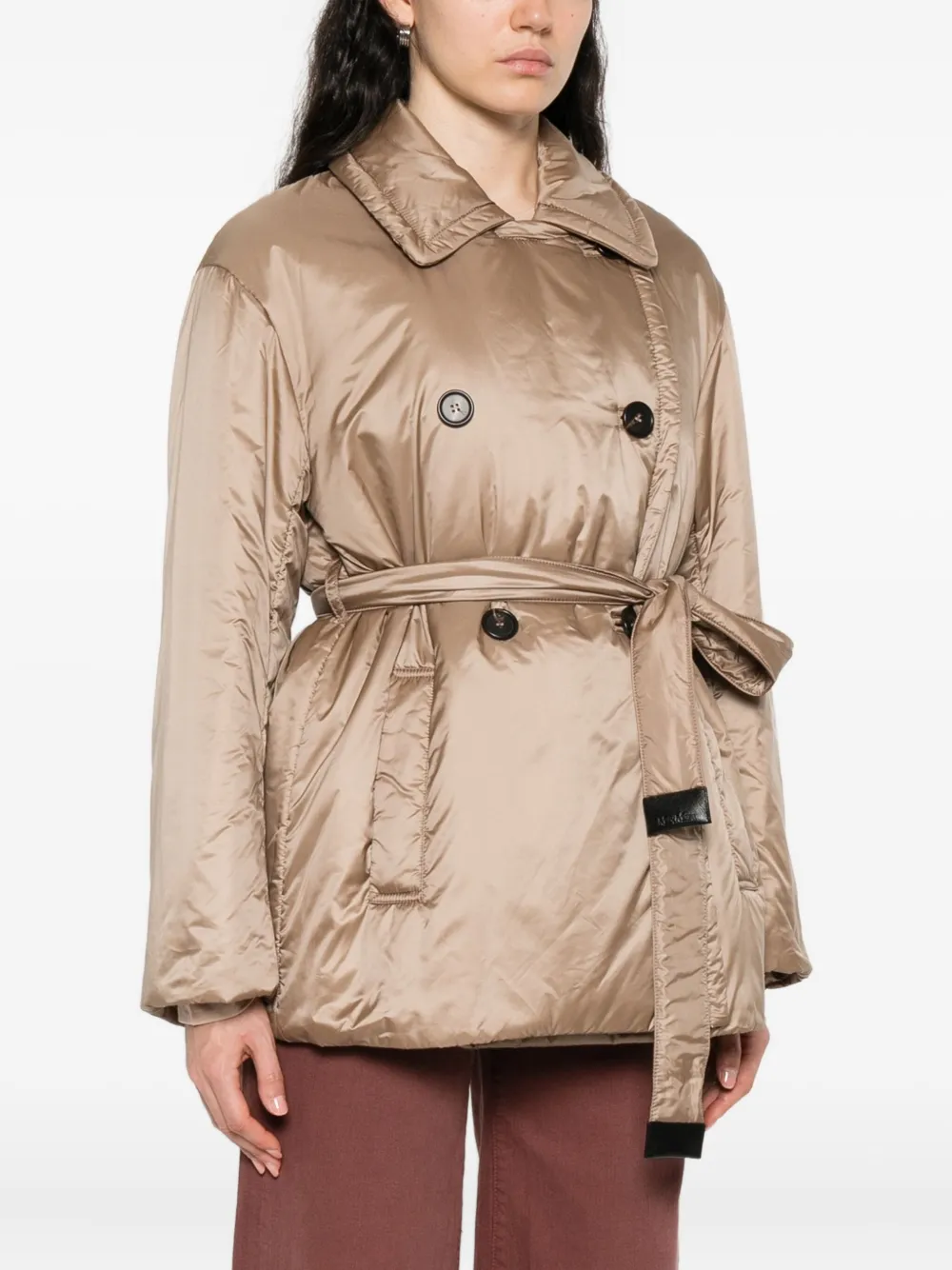 Max Mara Jack met ceintuur en dubbele rij knopen Beige