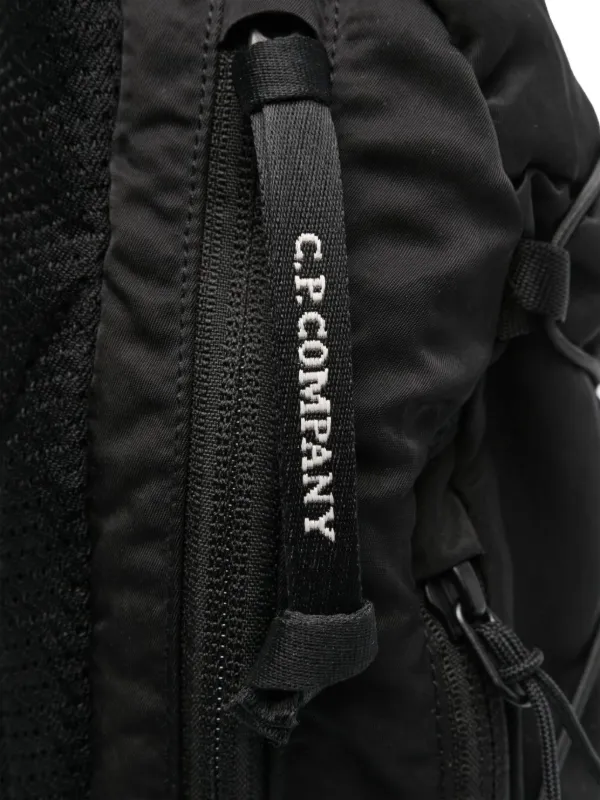 C.P. Company ドローストリング バッグ | ブラック | FARFETCH JP