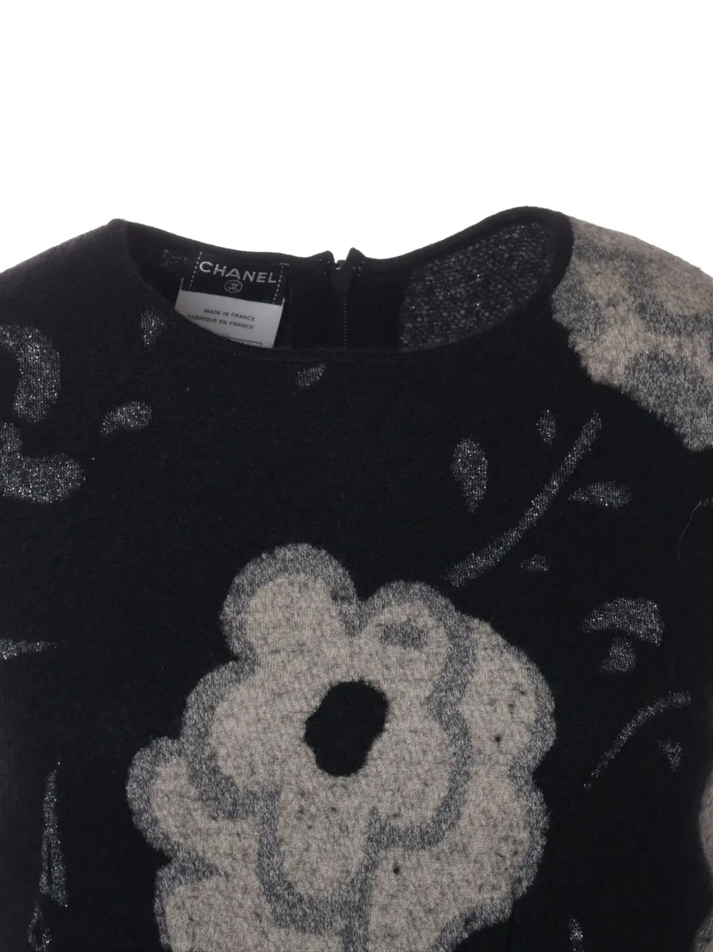 Pre-owned Chanel Sleeveless Floral-motif Top In Black