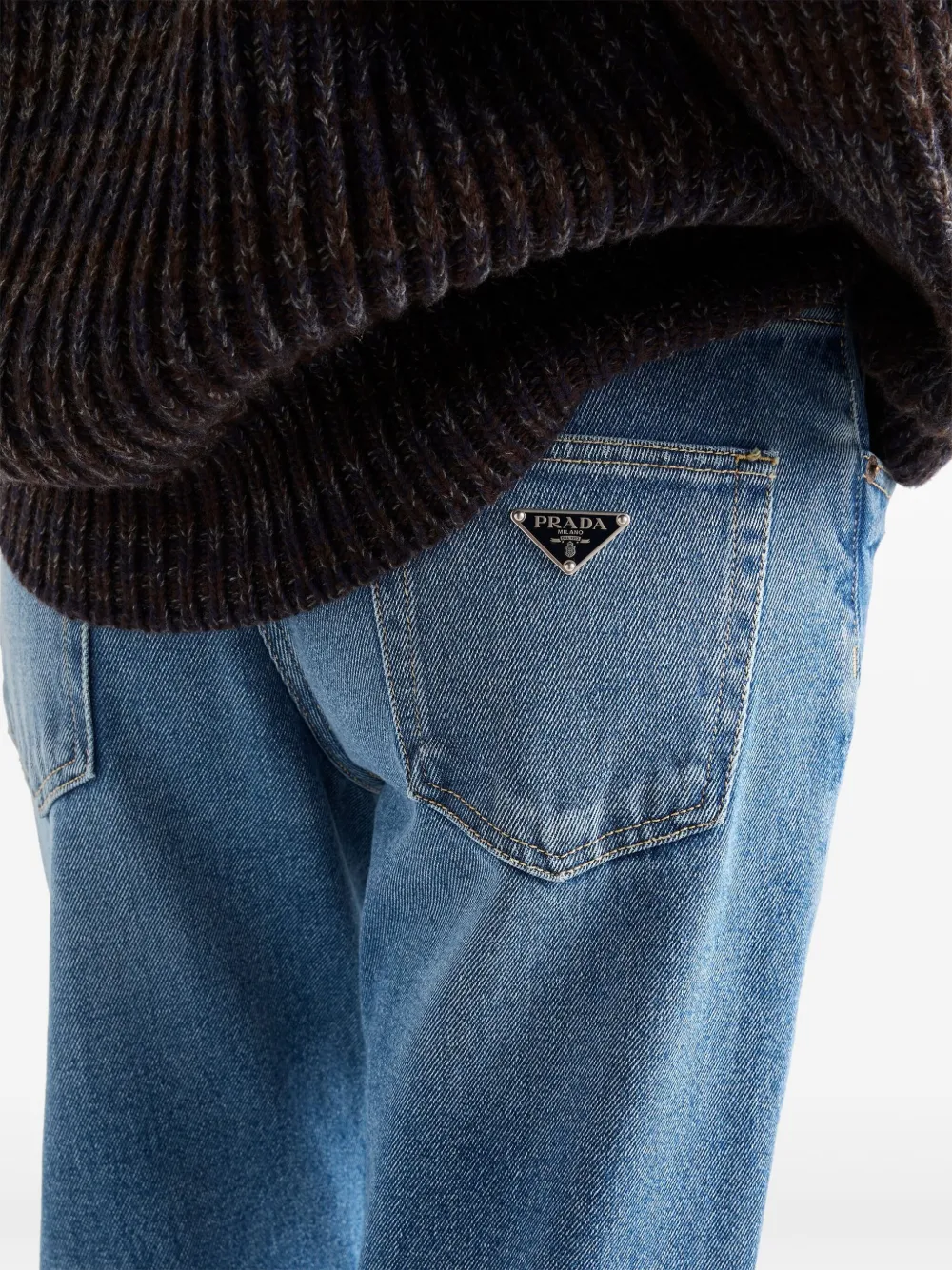 PRADA ロゴプレートジーンズ ブラック 大人気 数量限定 良品 PRADA プラダ 三角ロゴ プレート ナイロン テスート ミニ