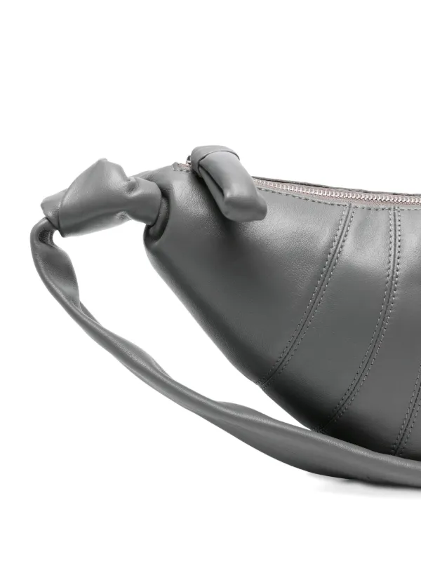 ルメール クロワッサンノットラムスキンショルダーバッググレー LEMAIRE クロワッサン ノット レザーショルダーバッグ | グレー