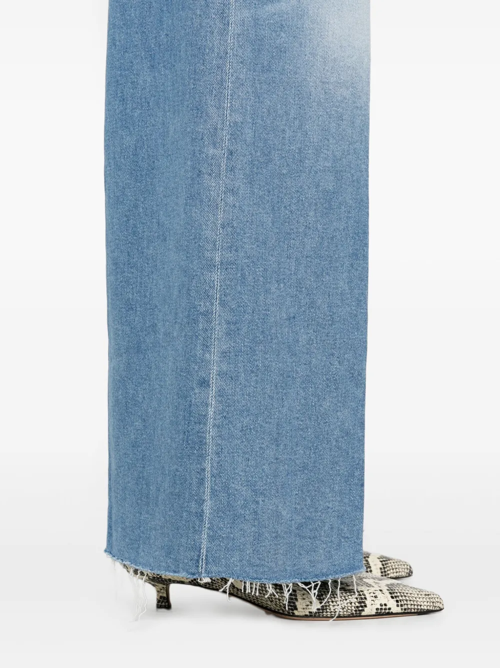 MOTHER The Swisher Sneak Fray jeans Blauw
