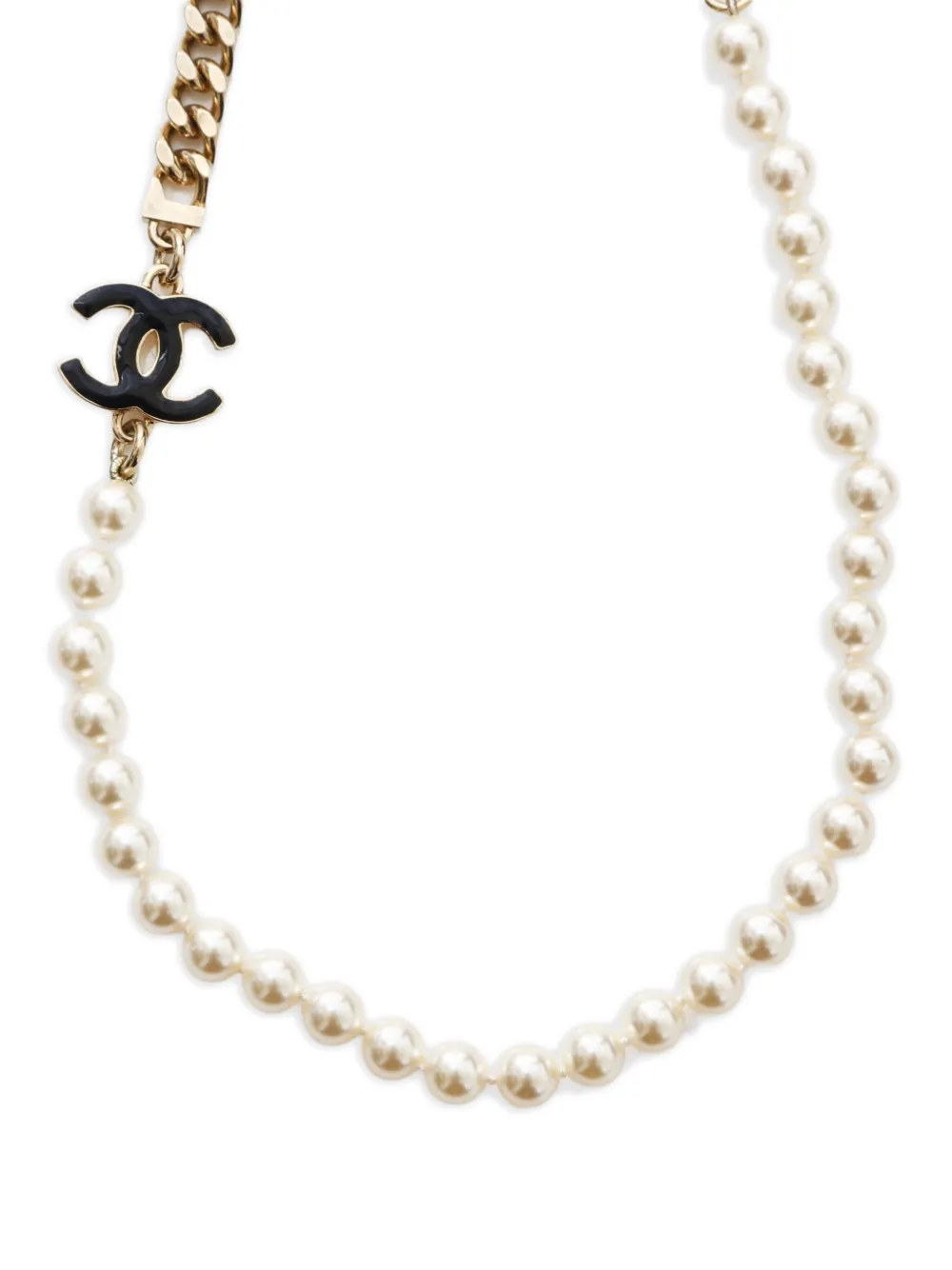 CHANEL Pre-Owned 2024 interlocking CC pearl-chain necklace | Image 2