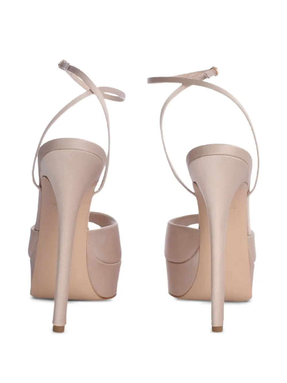 Andrea Wazen 150 mm Loulou stiletto pumps met plateauzool Beige