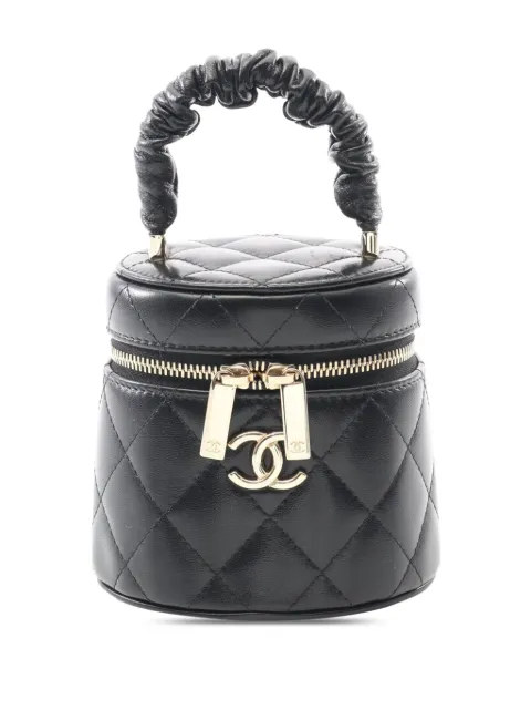 CHANEL Pre-Owned 2021 Mini Quilted Lambskin Ruched Handle Case vanity bag