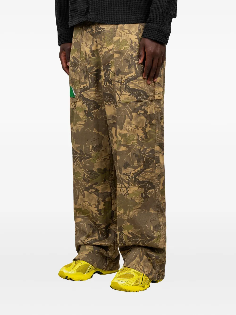 Brain Dead Cargo broek met camouflage print - Bruin