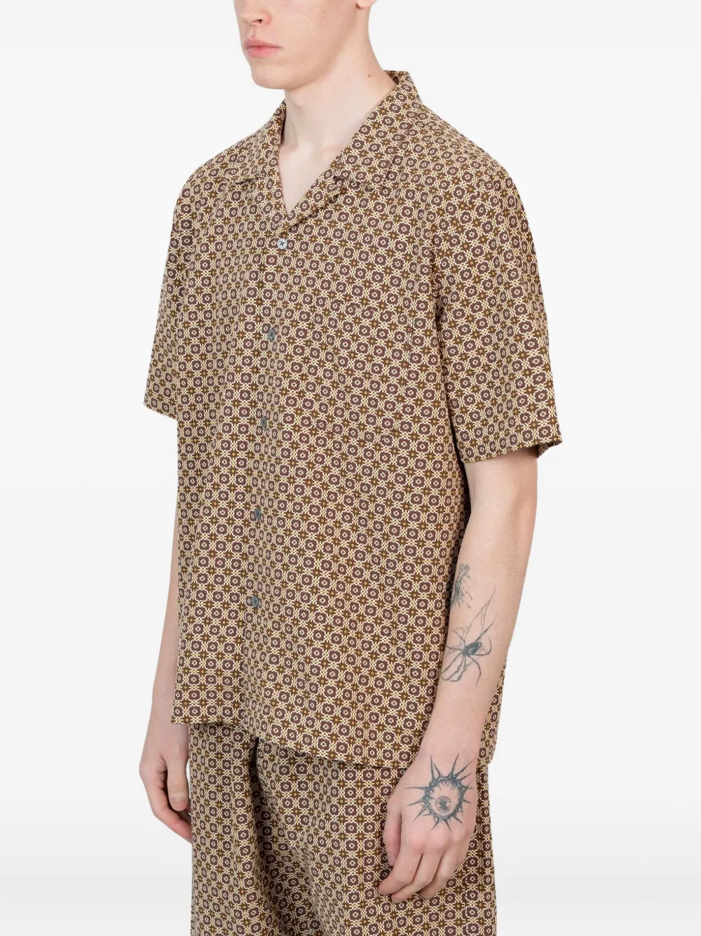 And Wander Overhemd met geometrische print - Bruin