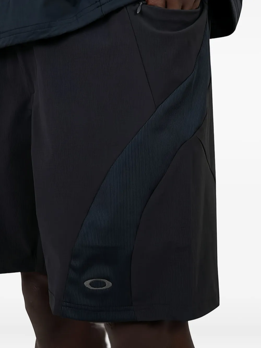 Oakley Latitude Arc shorts Zwart