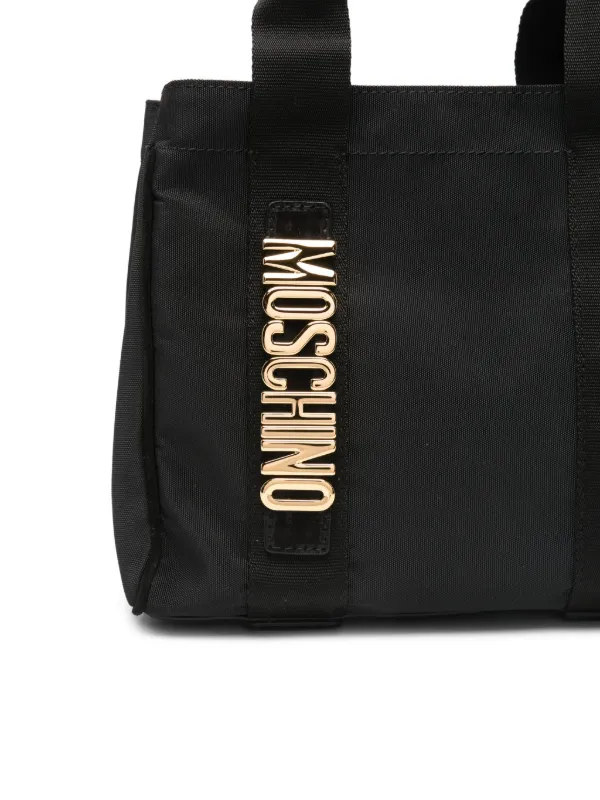 Moschino ロゴプレート ハンドバッグ | ブラック | FARFETCH JP