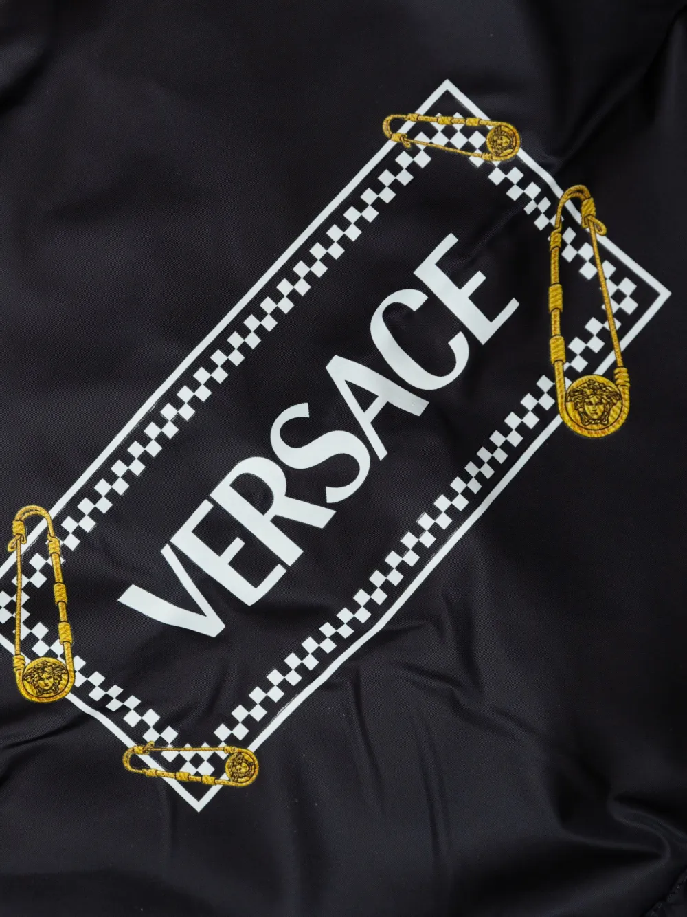 Versace Kids insulated hooded jacket Zwart