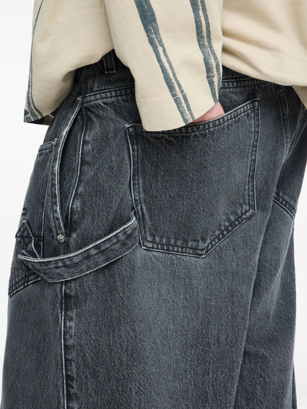 Jw Anderson Twisted Anchor-pocket Denim Shorts In Gray